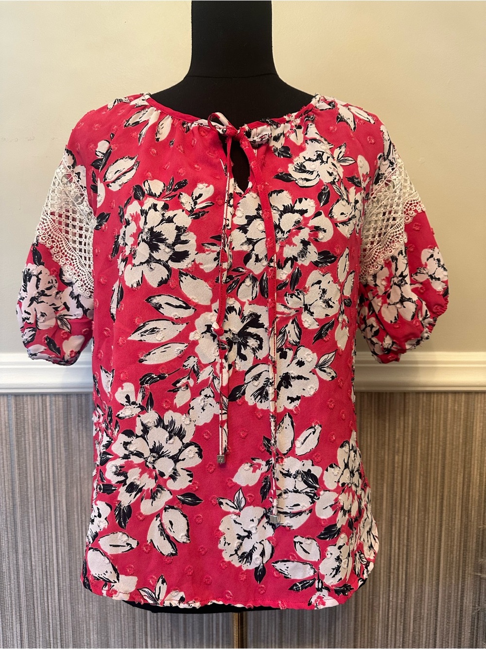 Adrienne Vittadini Floral Swiss Dot Lace Sleeve Blouse Pink White Size Small